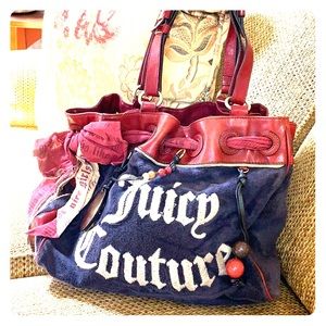 Juicy couture shoulder bag